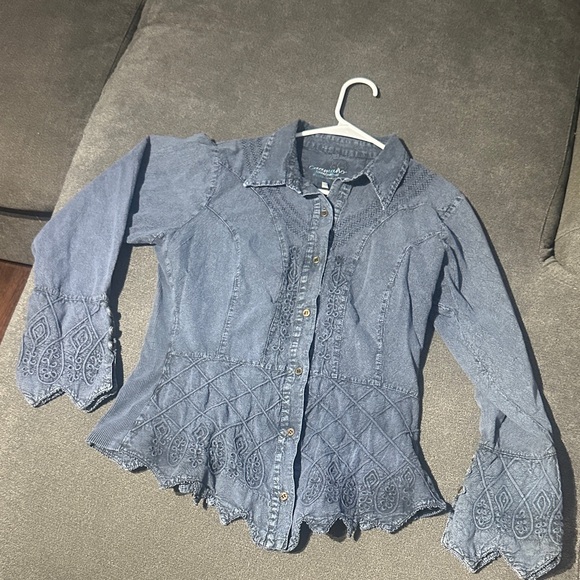 Large 100% Cotton Blue Denim Button-Up Shirt Boho tribal vibes super cute - Picture 5 of 17